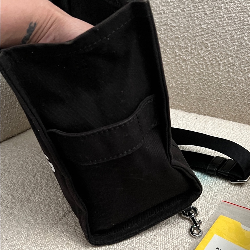 Marc Jacobs Black Canvas Tote Bag - Picture 5 of 14